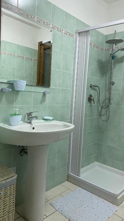 La Casa Di Stefania Daire Porto Pino Dış mekan fotoğraf